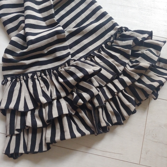 Mustard Pie EUC Holiday Top, Skirt, Triple Ruffle Leggings, dot Mesh Leggings - Picture 10 of 15